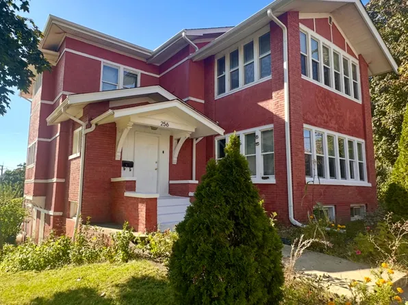 256 W Downer Pl, Aurora, IL 60506