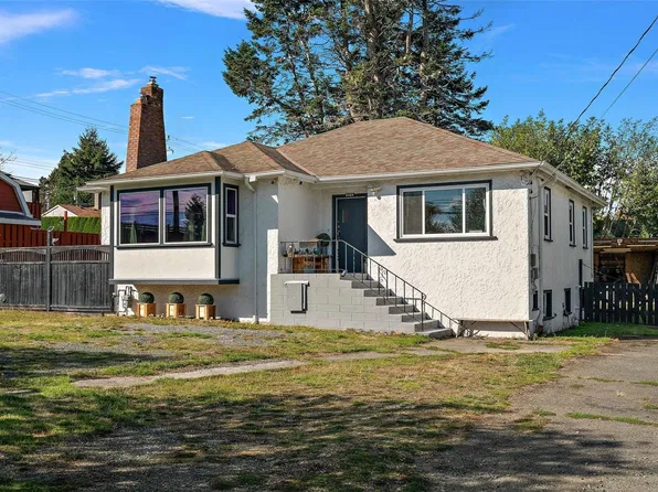 6484 Sooke Rd, Sooke, BC V9Z 0G8