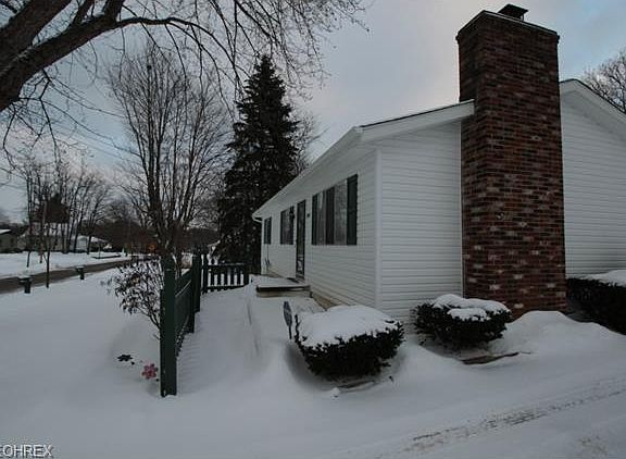 4th image of 2336 Cooledge Ave