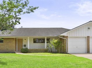 7742 Wilmerdean St, Houston, TX 77061