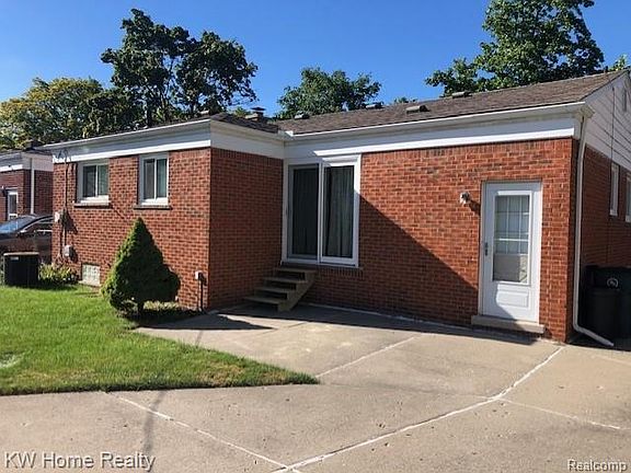 2nd image of 1309 Hickory Ave