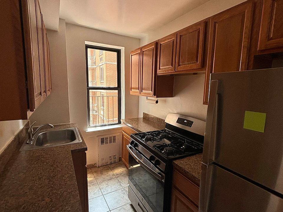 1st image of 168-04 69th Ave Floor 2