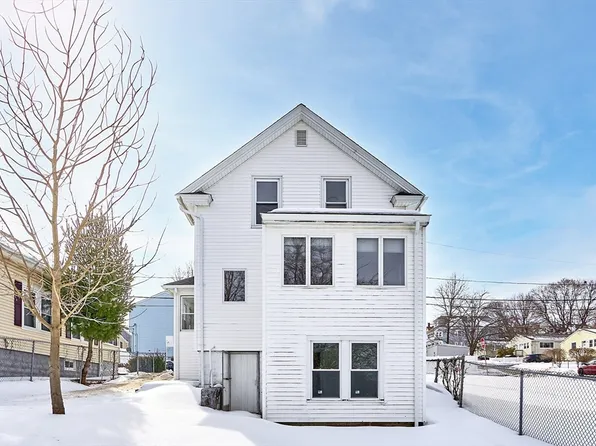 35 Hamilton St, Lawrence, MA 01841