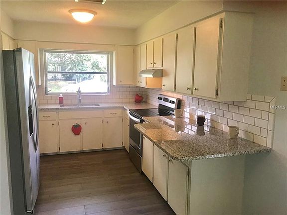 4th image of 7117 N Leewynn Dr