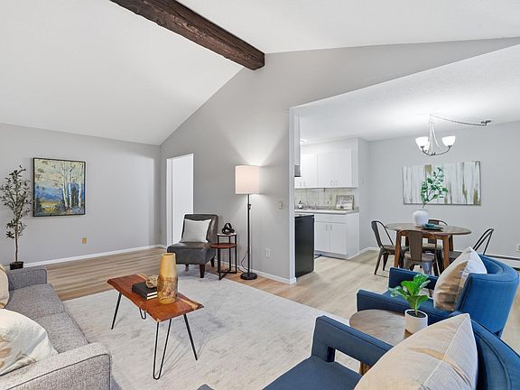 5th image of 4584 Cedar Lake Rd S APT 6