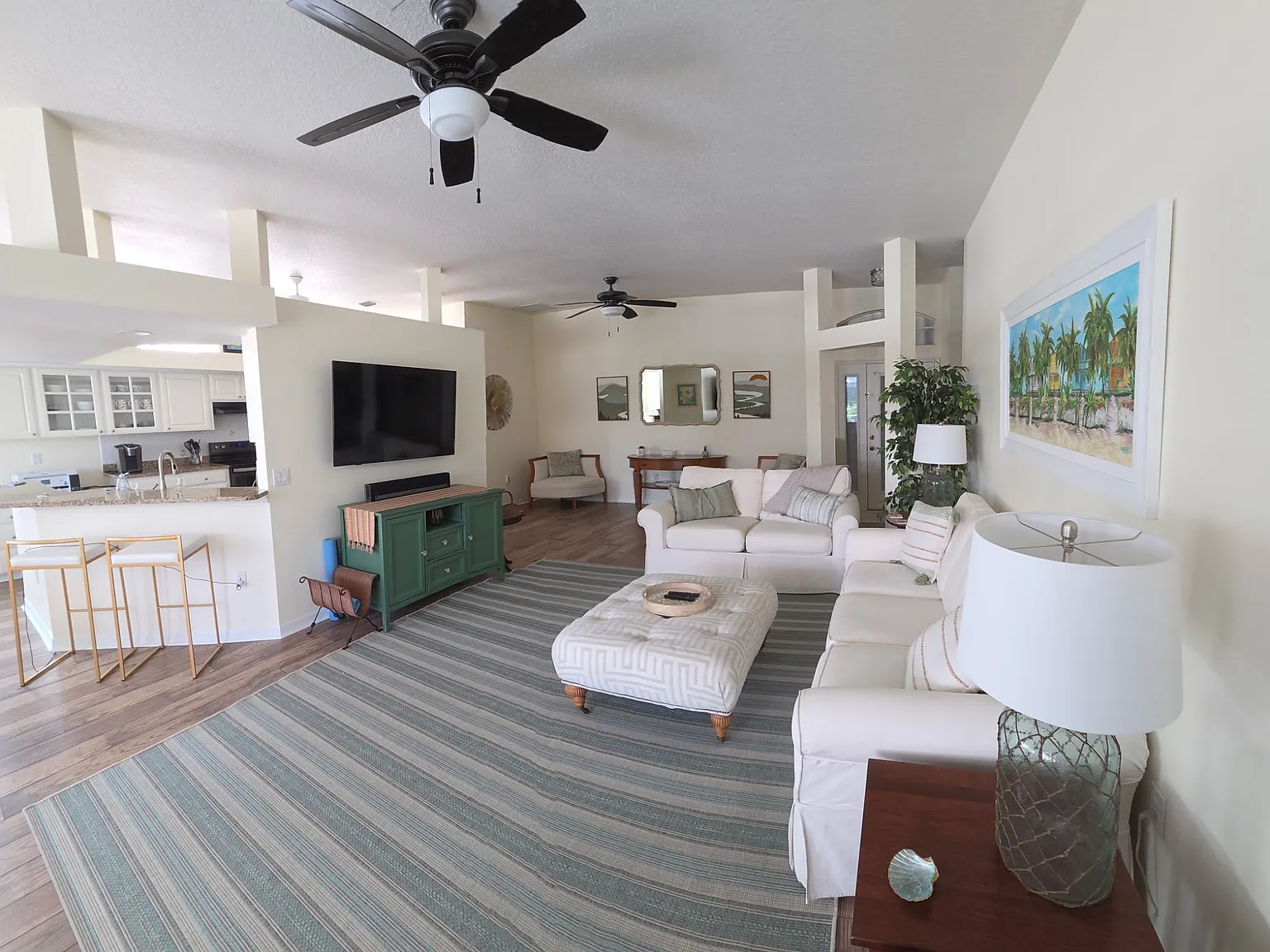 2 bed, 1435 sqft, $2,500 — Photo 4