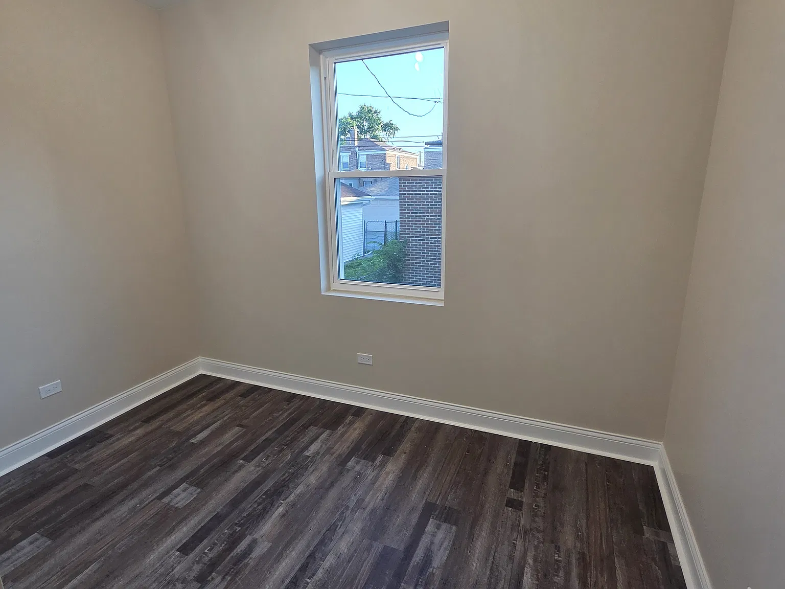 3 bed, $2,250 — Photo 2