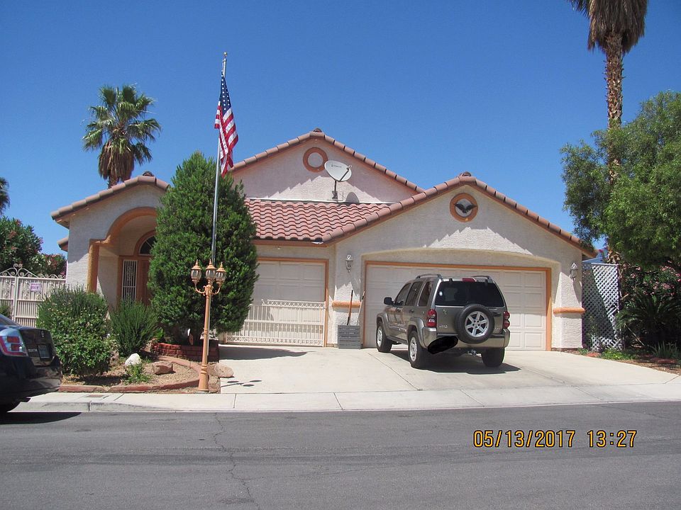 1st image of 6536 Maple Vine Ct