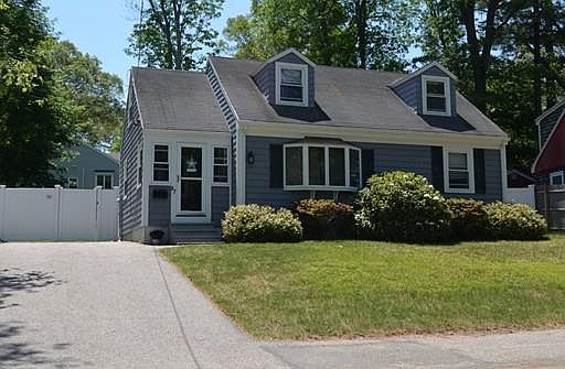 2nd image of 87 Great Republic Ave