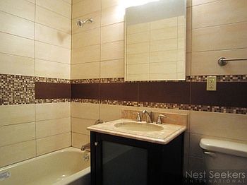 5th image of 4040 75th St APT 7C