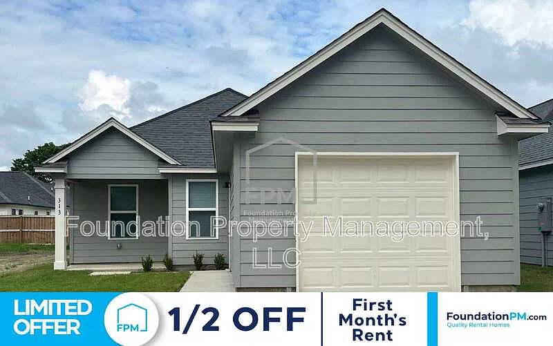 313 Westree St