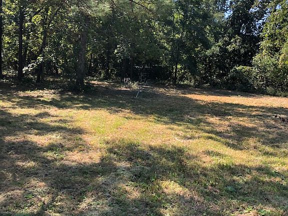 5th image of 716 Chadwick Shores Dr