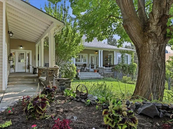 8417 S Windmill Dr, Spokane, WA 99223