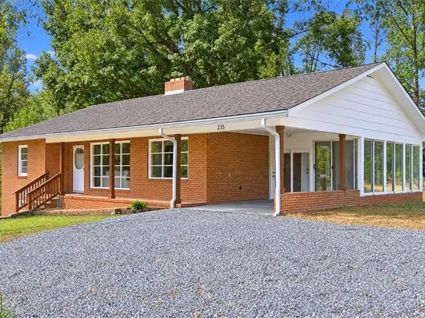 235 Penner St, Winston Salem, NC 27105