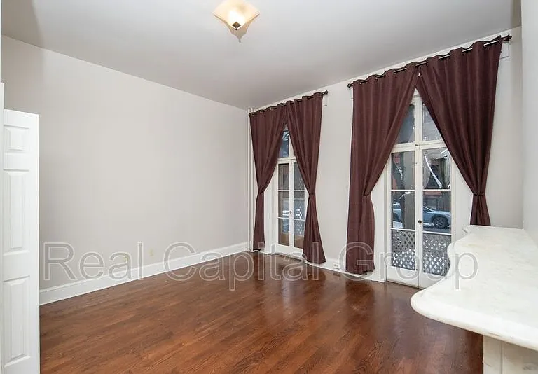347 Hudson Ave #1 — Photo 16