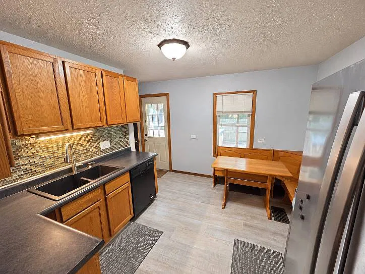 1340 Grand Avenue - 1 — Photo 4