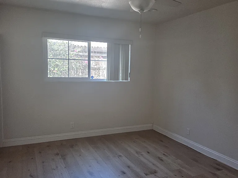 1472 Spruce Tree Dr — Photo 18
