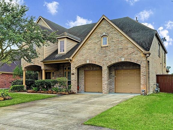 3rd image of 11307 Gladewater Dr