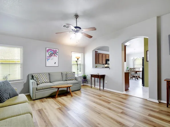 106 Wild Plum, San Marcos, TX 78666