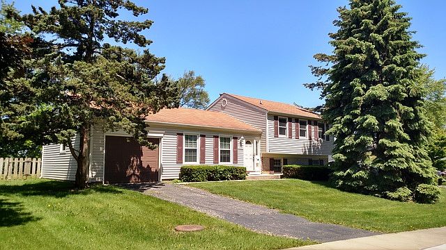 1st image of 1414 Amherst Dr