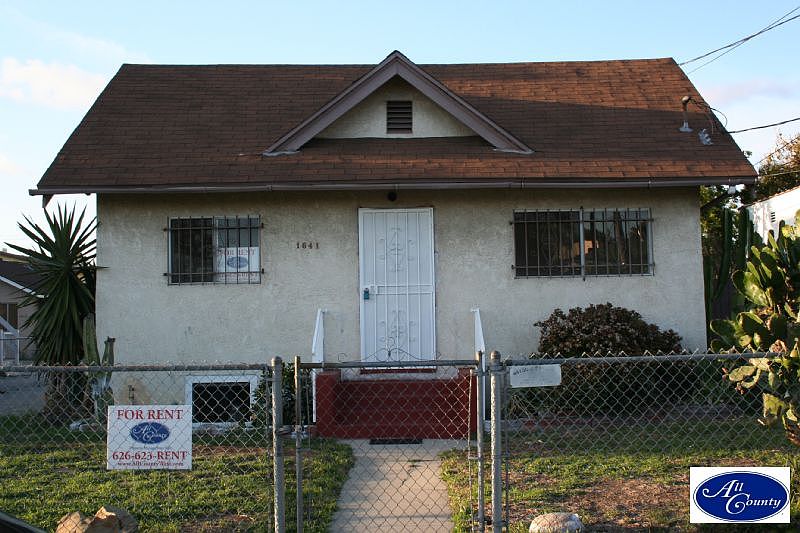 1st image of 1641 W 37th St