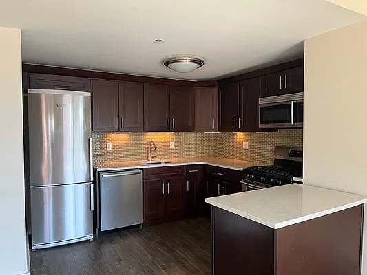 Rented by Stonehenge NYC LLC | media 2