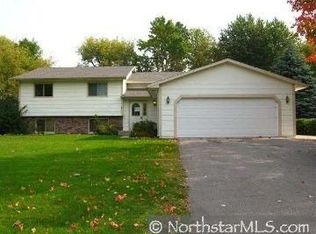 4028 Centennial Ave, Saint Bonifacius, MN 55375