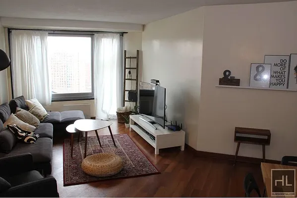 Rented by Highline Residential | media 15