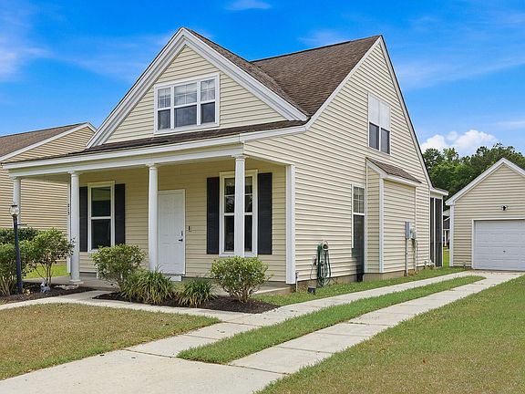 3rd image of 213 Killarney Trl