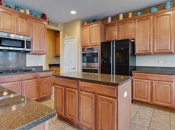 2nd image of 12556 Carmel Ln