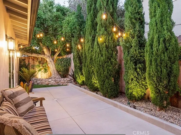 250 Avenida Monterey Gorgeous Furnished — Photo 5