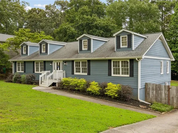 2956 Missy Dr, Marietta, GA 30062