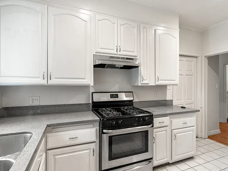 3226 Griffith Park Blvd #1 — Photo 27