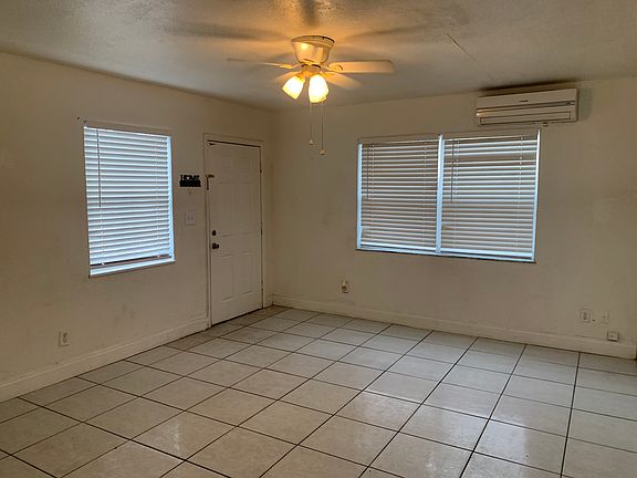 4th image of 38 SW 6th Ave APT 3