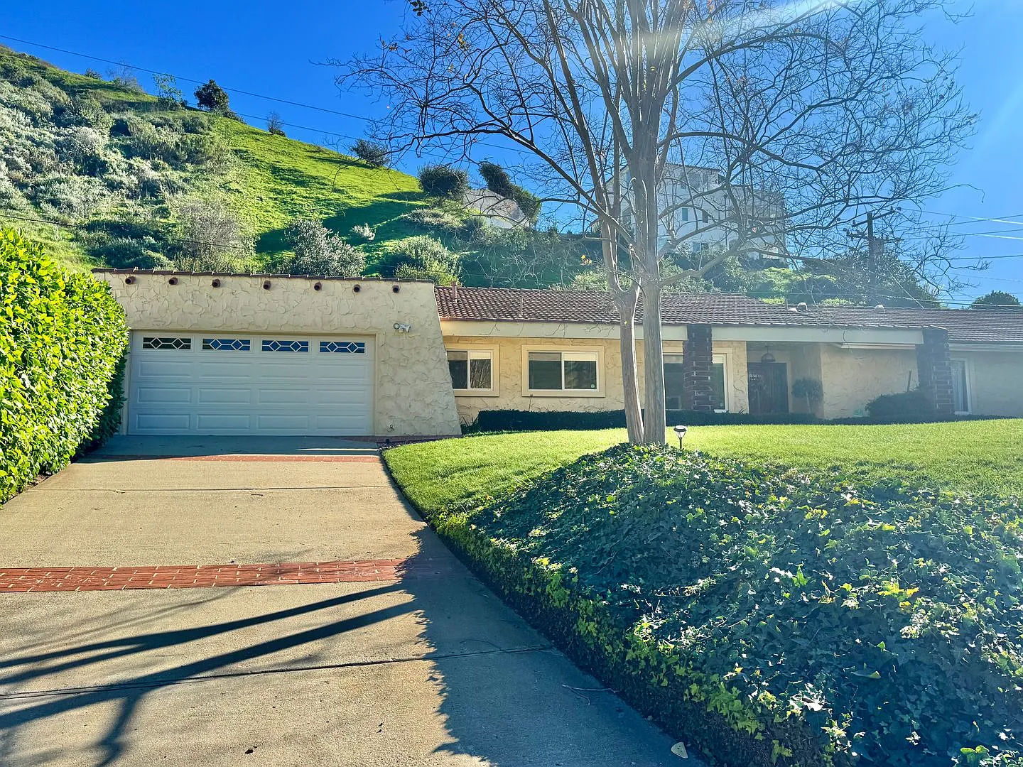 Spacious Single Story Ondulando home on a cul-de-sac. — Photo 1