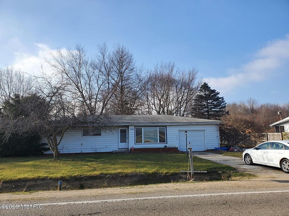 1st image of 784 S Crystal Ave