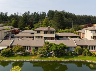 2345 Cedar Hill Cross Rd #124, Oak Bay, BC V8P5M8