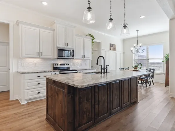 2180 County Road 1104, Cleburne, TX 76031