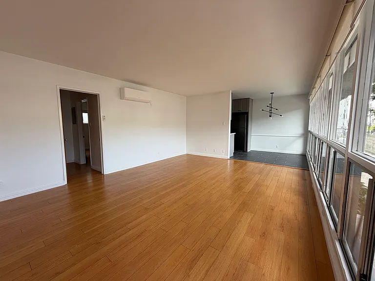 1926 N Vista Del Mar Ave #3 — Photo 15