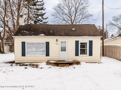 1909 Phillips Ave, Holt, MI, 48842