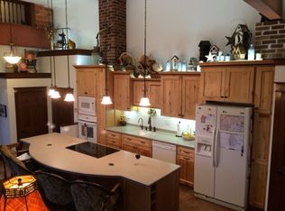 51 Country Side Ln, Elmore, AL 36025