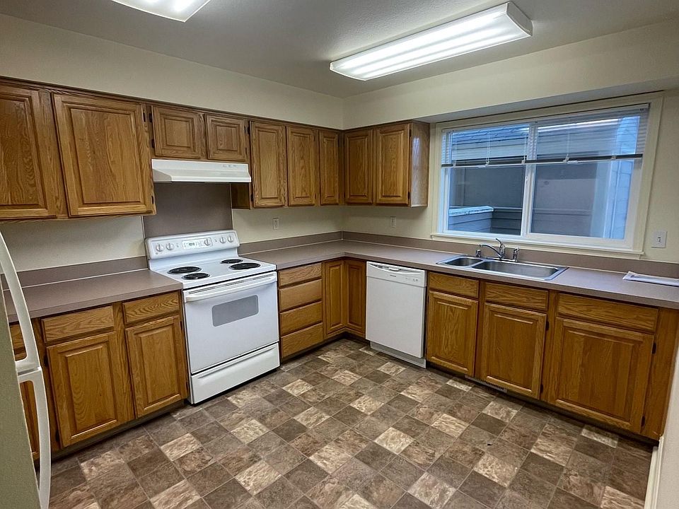 5974 Chinook Pass St Bremerton, WA, 98312 Apartments for Rent Zillow