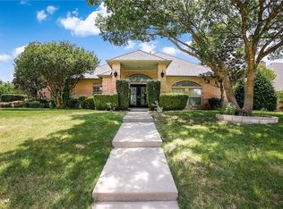 605 Edgewood Ln, Ovilla, TX 75154