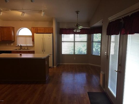4th image of 1701 W Winchester Way