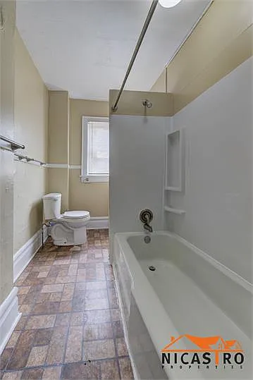 1638 Indianola Ave — Photo 15