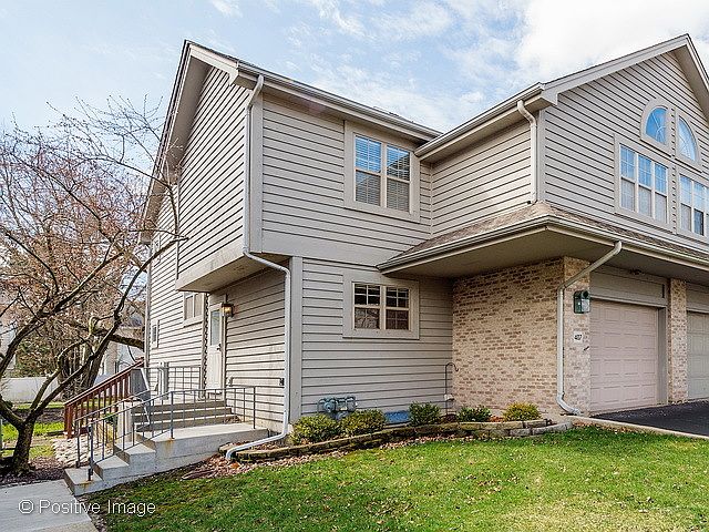 1st image of 407 Clarendon Ct