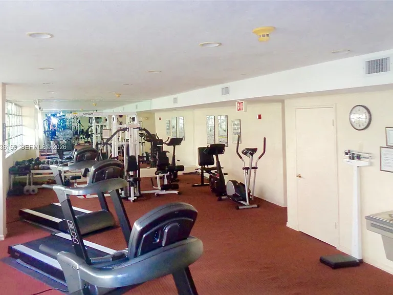 1408 Brickell Bay Dr #613 — Photo 10