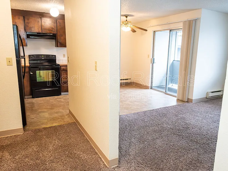 302 163rd Street Ct E #6 — Photo 7