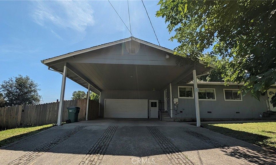 1st image of 1355 2nd St