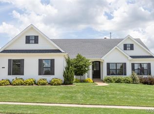 1236 Patchwork Flds, Chesterfield, MO 63005